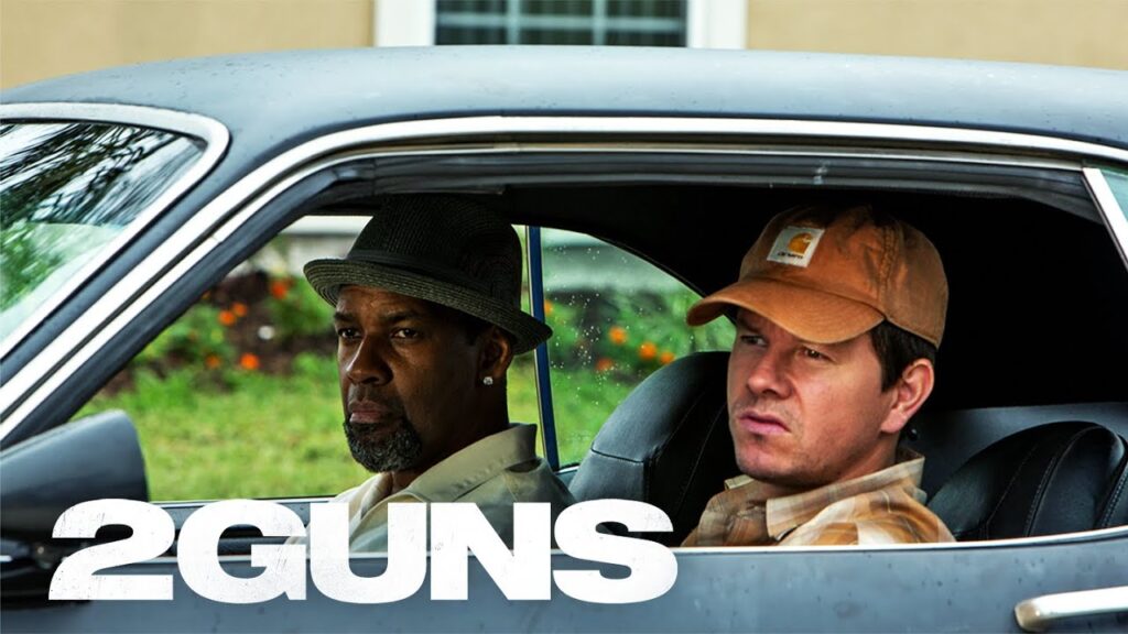 Universal Pictures 공식 2 Guns 키아트 속 바비 트렌치와 마커스 스티그먼